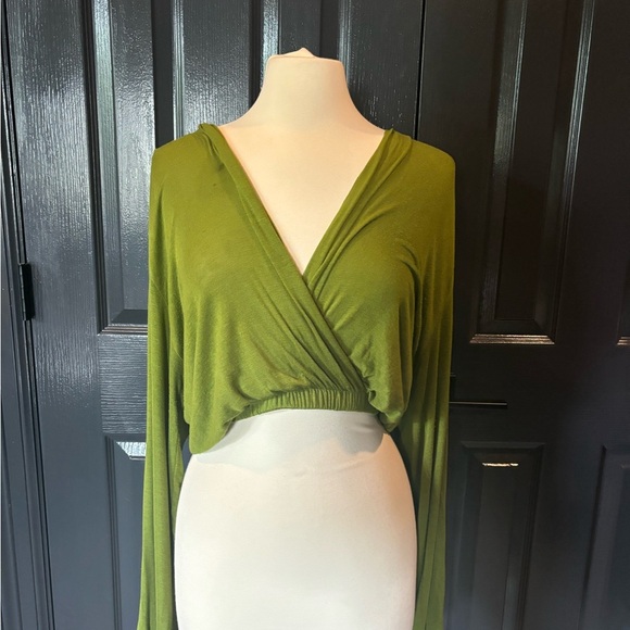 Green Long Sleeve Wrap Crop Blouse - Picture 1 of 4